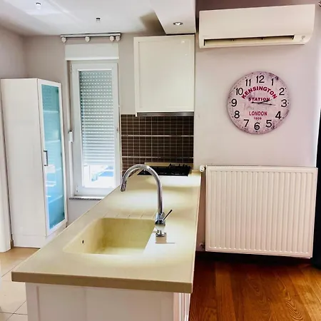 Apartment Luka *